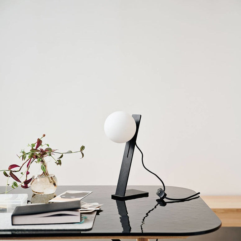 Lampada da tavolo Suspense - Midj