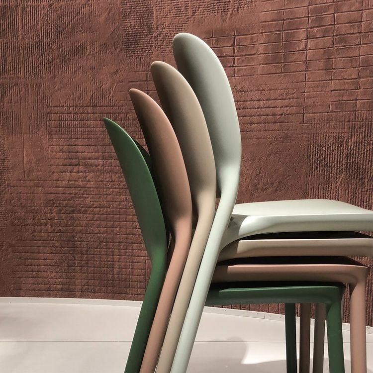 Sedia Impilabile Hug