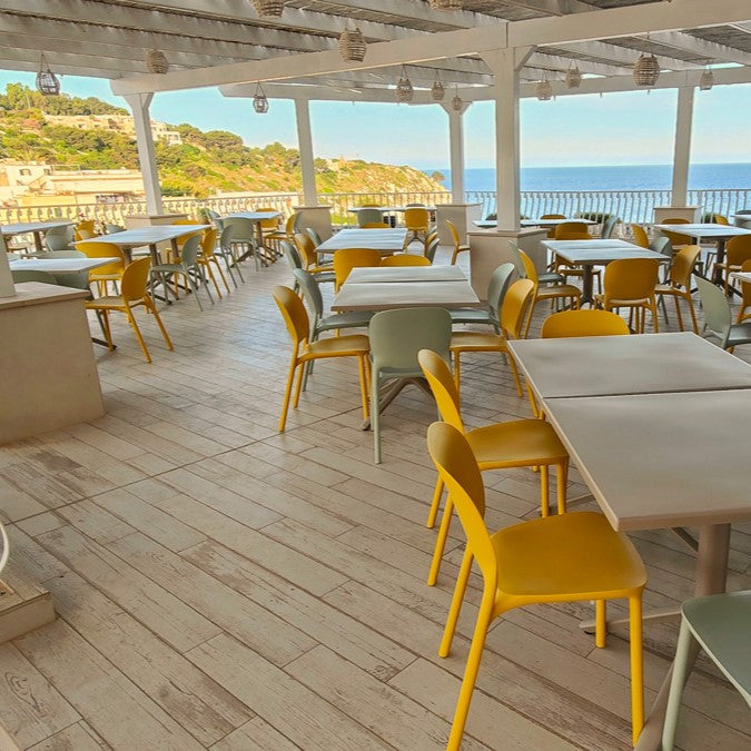 Sedia Impilabile Hug