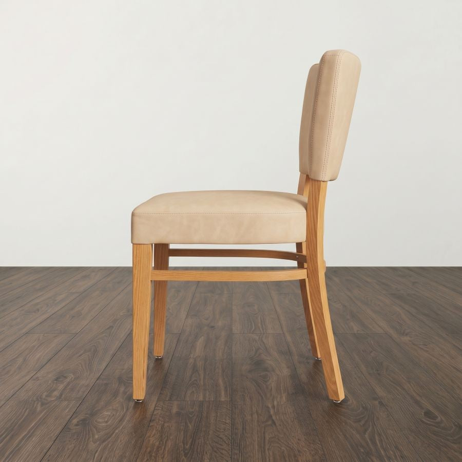 Sedia in Legno Imbottita per Ristoranti Alloro | Pozzoli Arredamenti