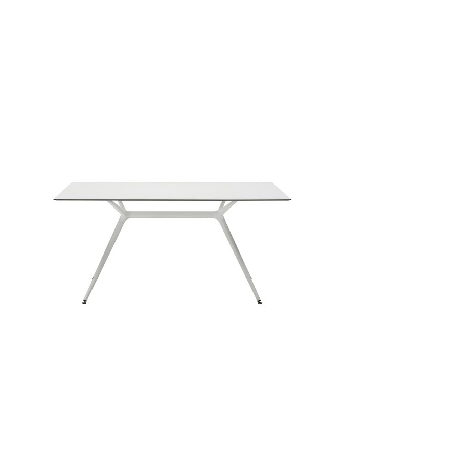Basamento Metropolis Scab Design
