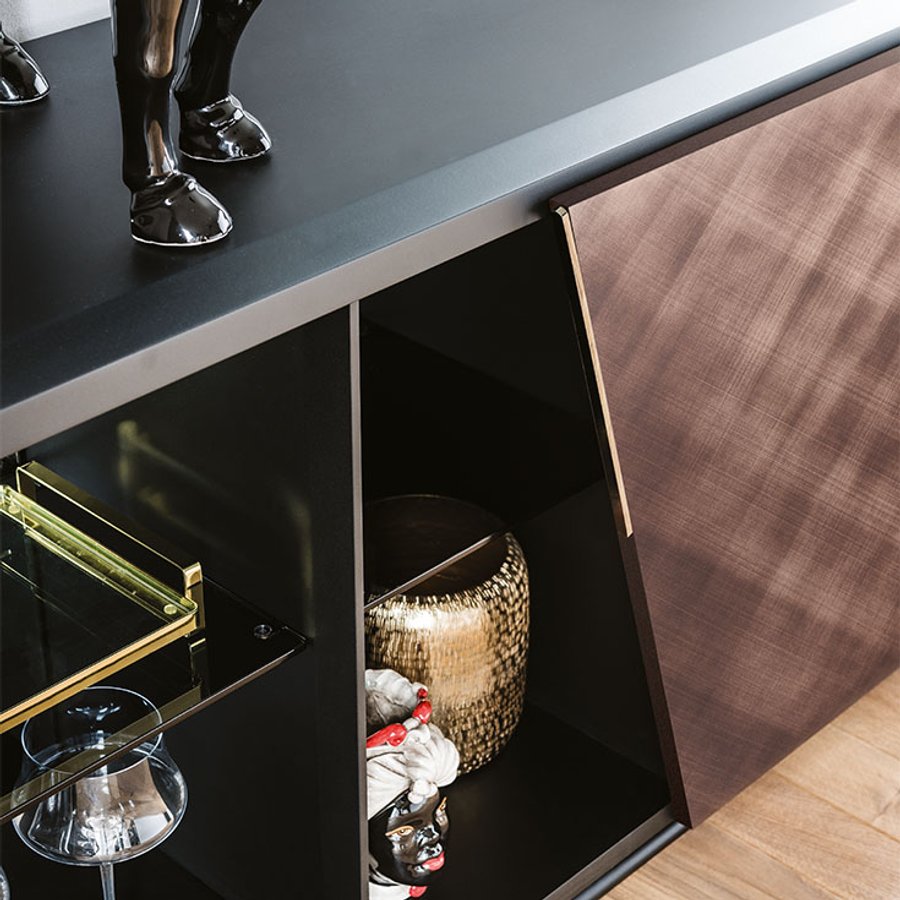 Madia Aston Cattelan Italia