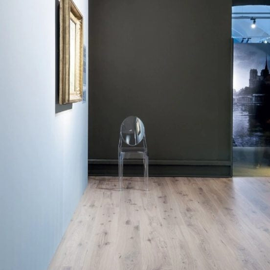 Sedia Victoria Ghost