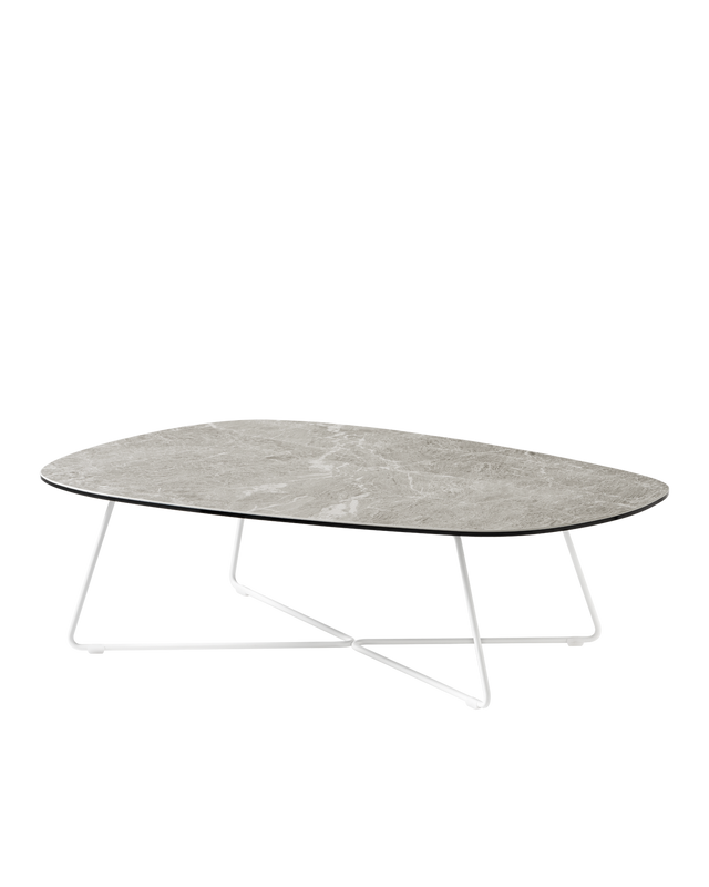 Tavolino Ciop Connubia con base bianca e piano in ceramica Arenaria