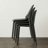 Sedia impilabile per bar e ristoranti Plus - Pozzoli