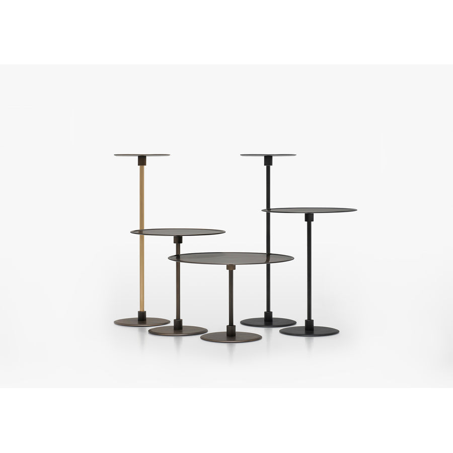 Tavolini Gong Acerbis in metallo design Gianfranco Frattini