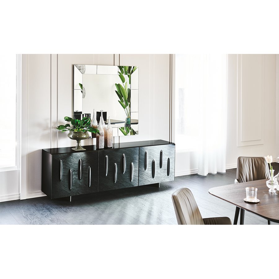 Madia Carnaby Cattelan Italia
