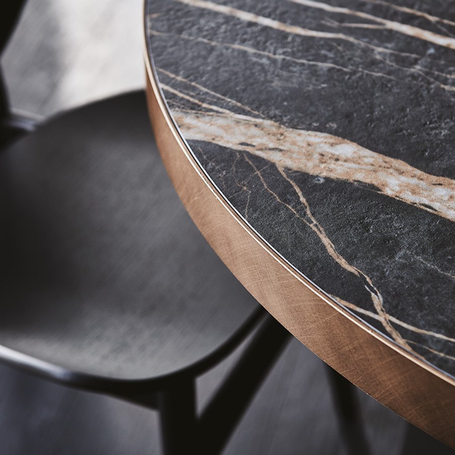 Tavolo Ribot Keramik Bistrot Cattelan Italia