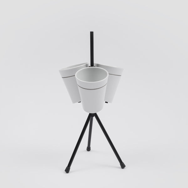 Window Garden Table Danese Milano, sistema di vasi per coltivazione idroponica di BIG - Bjarke Ingels Group